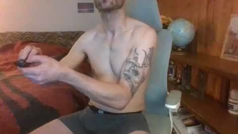 Snapshot of kinkyboyz69 chatting on 07-13-26, 03:31 kinkyboyz69 online show from 07-13-26, 03:31