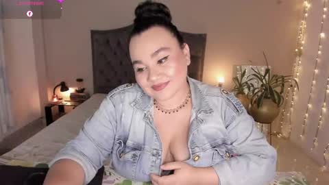 Jenny online show from 04-17-26, 05:43