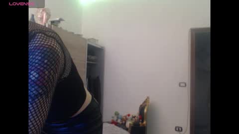 Snapshot of kinkyerikat chatting on 09-29-25, 12:16 Anya online show from 09-29-25, 12:16