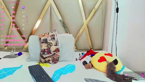 Snapshot of kinkyhousewifee_ chatting on 02-09-25, 06:26 MISS RYN  online show from 02-09-25, 06:26