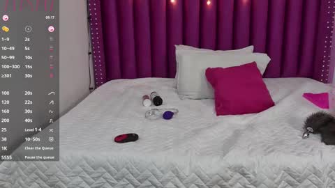 Snapshot of kinkyhousewifee_ chatting on 02-23-25, 12:16 MISS RYN  online show from 02-23-25, 12:16
