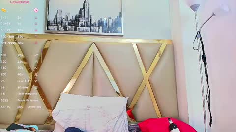 Snapshot of kinkyhousewifee_ chatting on 03-02-25, 10:05 MISS RYN  online show from 03-02-25, 10:05