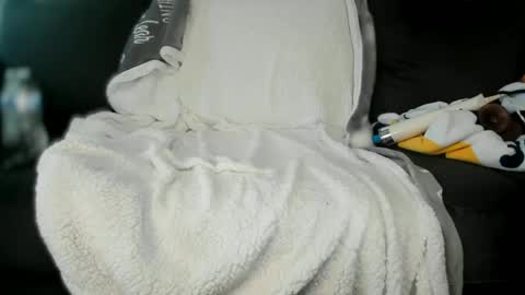 Kinky online show from 02-28-25, 03:37