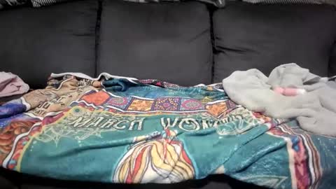 Kinky online show from 11-17-25, 09:15