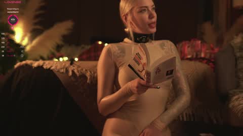 kinkylina_ online show from 12-28-24, 02:32