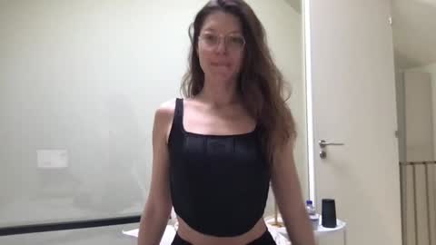 Mary the Soulmate online show from 01-09-25, 03:23