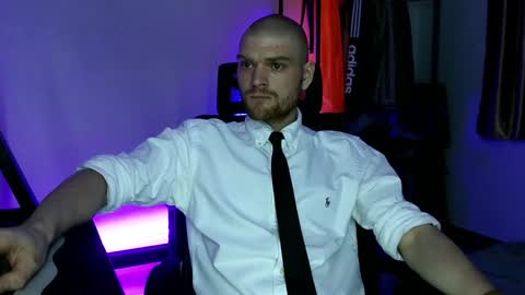 Snapshot of kinkypumpkin chatting on 01-19-25, 06:53 Kenny online show from 01-19-25, 06:53