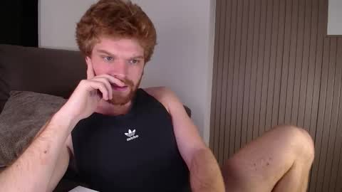 Snapshot of kinkypumpkin chatting on 01-05-26, 05:27 Kenny online show from 01-05-26, 05:27