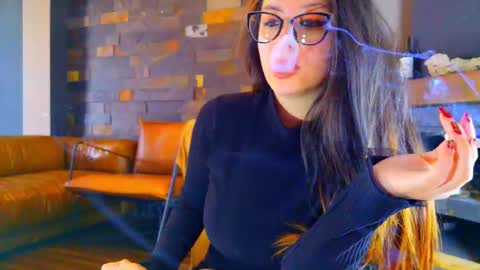 Snapshot of kioty_leo chatting on 10-11-25, 08:07 Tamara Bela     your favorite lover  from Colombia online show from 10-11-25, 08:07