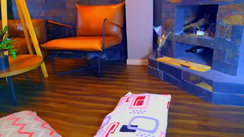 Snapshot of kioty_leo chatting on 10-14-25, 07:47 Tamara Bela     your favorite lover  from Colombia online show from 10-14-25, 07:47