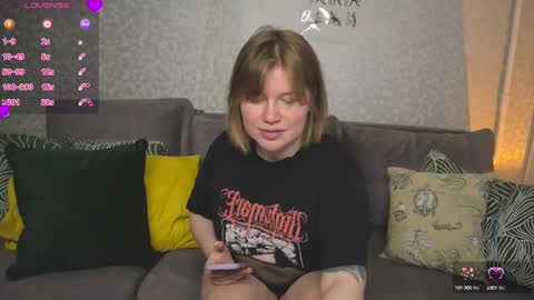 Snapshot of kira_citro chatting on 12-10-24, 06:38 Kira  NEXT STREAM December 4 5pm CET  11am EST online show from 12-10-24, 06:38