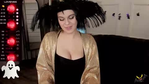 Snapshot of kira_energy chatting on 10-30-25, 02:13 kira_energy online show from 10-30-25, 02:13