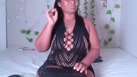 kira-squir online show from 09-14-25, 10:42