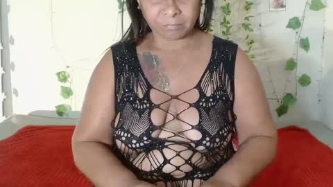 kira-squir online show from 09-25-25, 07:45