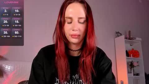 Kira online show from 11-10-25, 05:23