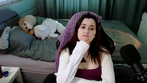 Kira  follow me  online show from 03-02-25, 05:14