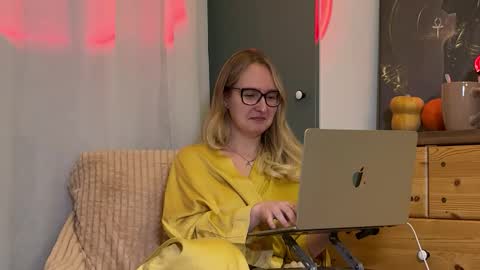 KiraFatex online show from 11-13-25, 08:08