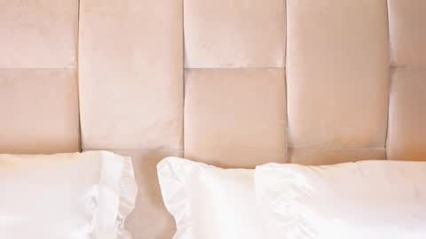 kira online show from 10-01-25, 12:49