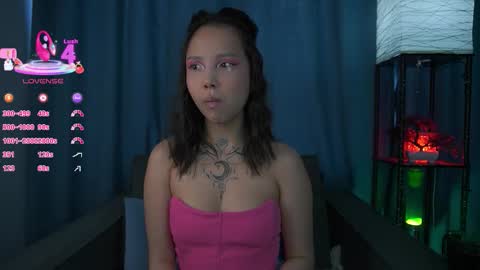 Kiara online show from 10-10-25, 10:14