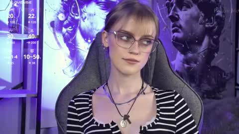 Kira online show from 02-28-26, 12:33