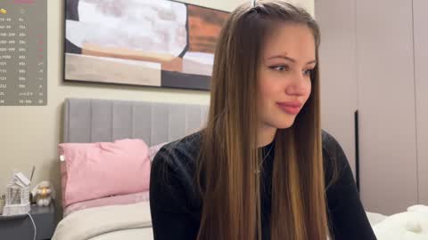 Snapshot of kiramystery chatting on 12-04-24, 11:08 Kira online show from 12-04-24, 11:08