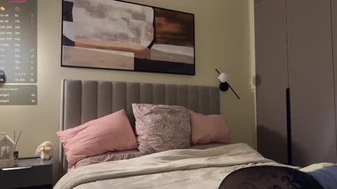 Snapshot of kiramystery chatting on 12-05-24, 12:33 Kira online show from 12-05-24, 12:33