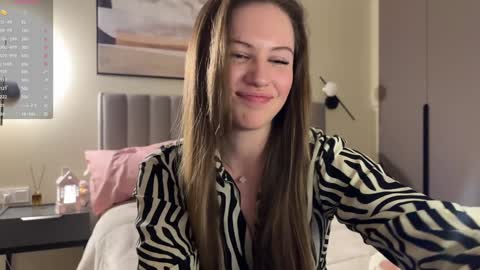 Snapshot of kiramystery chatting on 12-12-24, 12:55 Kira online show from 12-12-24, 12:55