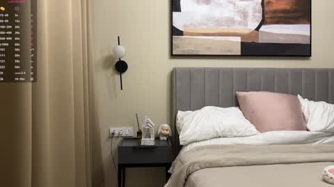 Snapshot of kiramystery chatting on 01-17-25, 11:49 Kira online show from 01-17-25, 11:49