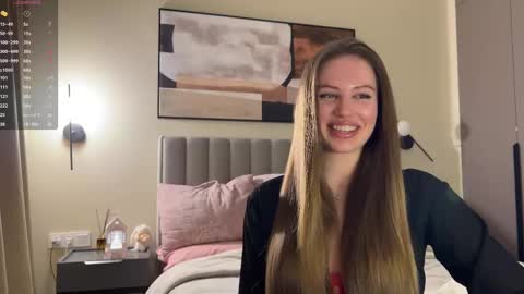 Snapshot of kiramystery chatting on 02-23-25, 03:29 Kira online show from 02-23-25, 03:29