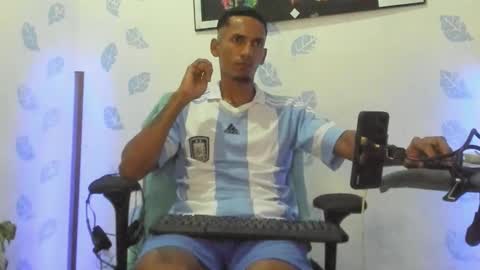 Snapshot of kiran_01 chatting on 10-27-25, 10:58 kiran_01 online show from 10-27-25, 10:58