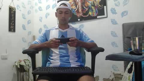 Snapshot of kiran_01 chatting on 12-16-25, 12:48 kiran_01 online show from 12-16-25, 12:48