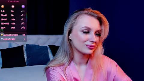 Kira online show from 02-17-26, 09:43