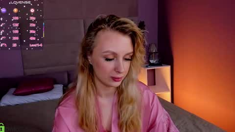 Kira online show from 03-01-26, 01:18