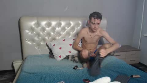 Angela and Dan online show from 10-27-25, 07:34