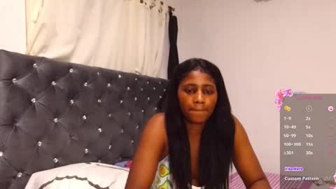 Violet  online show from 10-01-25, 11:33