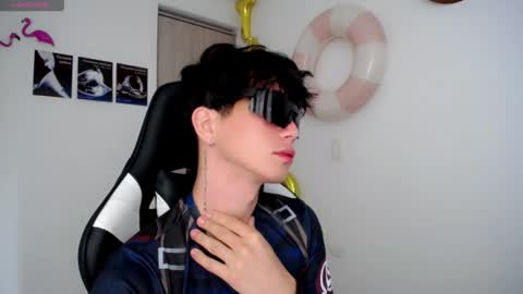 Snapshot of kiss_whitee chatting on 09-14-25, 03:11 kiss_whitee online show from 09-14-25, 03:11