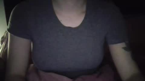 kissandtell1357 online show from 11-19-25, 04:01