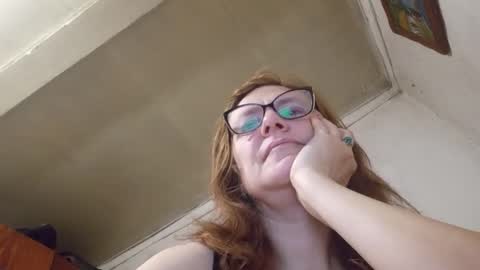 kissandvibe online show from 11-25-25, 10:10