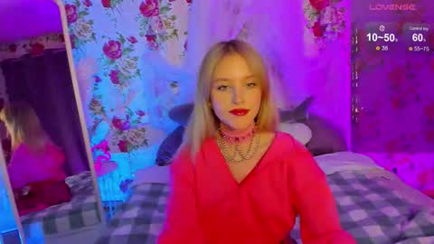 christie online show from 11-22-25, 07:13