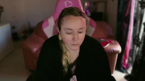 kissica online show from 03-05-25, 02:56