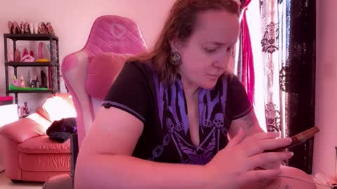 kissica online show from 11-11-25, 07:52