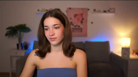 Sisi online show from 10-13-25, 01:11