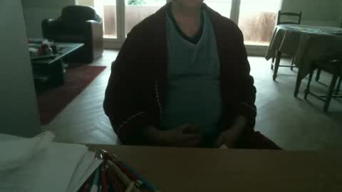 Snapshot of kisslog1 chatting on 01-05-25, 08:54 kisslog1 online show from 01-05-25, 08:54