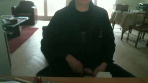 Snapshot of kisslog1 chatting on 02-02-25, 08:13 kisslog1 online show from 02-02-25, 08:13