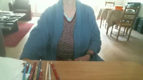 Snapshot of kisslog1 chatting on 09-27-25, 02:00 kisslog1 online show from 09-27-25, 02:00