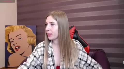 Snapshot of kissme_now chatting on 09-18-25, 07:10 kissme_now online show from 09-18-25, 07:10