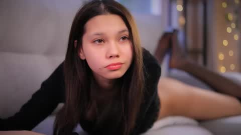 Snapshot of kissmesloww chatting on 03-03-26, 07:53 Snezhana online show from 03-03-26, 07:53