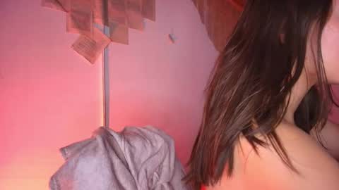 Snapshot of kisstarxxx chatting on 09-10-25, 03:17 Helena and Brad online show from 09-10-25, 03:17