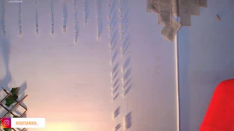 Snapshot of kisstarxxx chatting on 09-24-25, 03:32 Helena and Brad online show from 09-24-25, 03:32