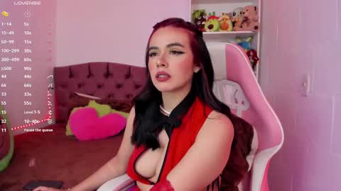 Lily online show from 01-28-25, 04:50